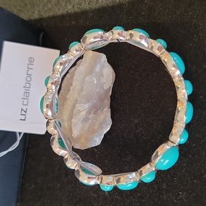 New LIZ CLAIBORNE Faux Turquoise and Silvertone Stretch Bracelet